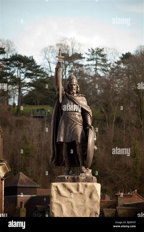 King Alfred The Great Statue Winchester England Stock Photo Alamy