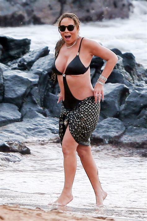 Mariah Carey Nipple Slip At The Beach 6 New Pics