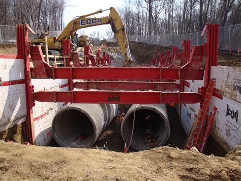 Trench Shoring Equipment Sales Rental And Manufacturing Icon