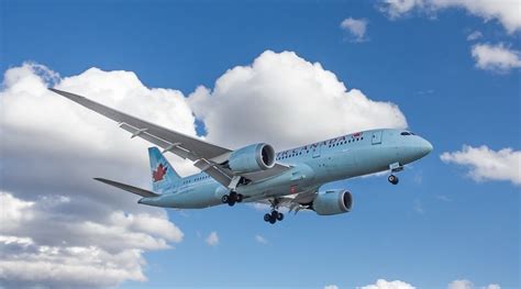 Air Canada Cargo Presenta Al Primer Boeing 767 300f En Lucir El último Livery De La Compañía