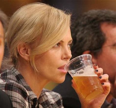 Hot Celebs Drinking Beer 25 Pics