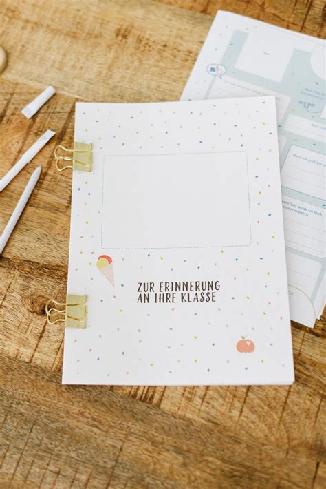 Maybe you would like to learn more about one of these? Abschiedsgeschenk für Lehrer: Freundebuch mit Download ...