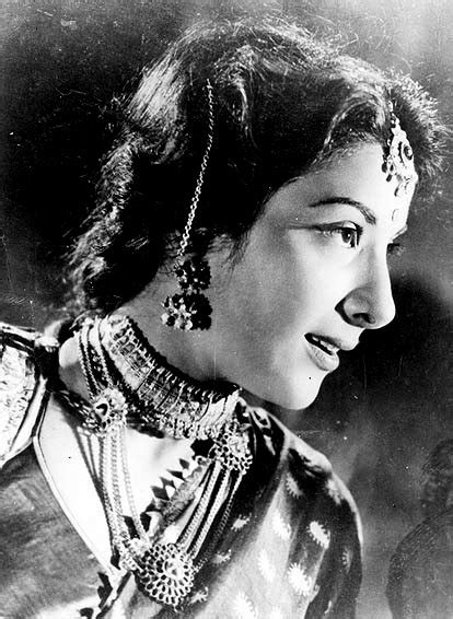 Various Photographs Of Hindi Movie Actress Nargis 1940 50s Old