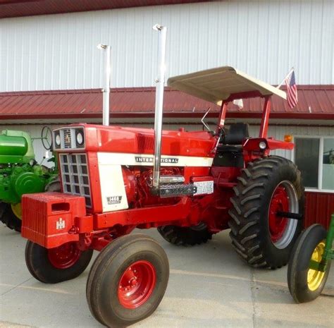 Ih 1468 V 8 Tractors Vintage Tractors Farmall Tractors
