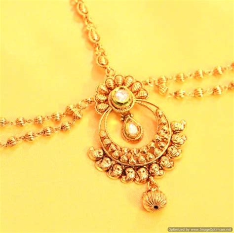 Light weight gold maang tikka designs subscribe our channel : Buy Kundan Gold Look Bridal maang Tikka Online