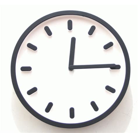 Bukan tanpa alasan, karena jika jam dinding tersebut tersetting tepat waktu, saya tidak yakin bisa jam ya harus tepat jarumnya. jam dinding unik: Jam Dinding Tanpa Angka