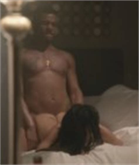 Lisa Bonet Nude Bank Robber Pics GIF Video. 