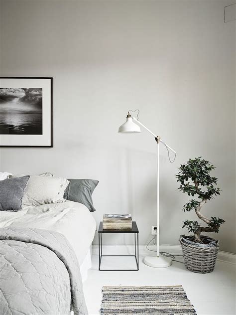 Top 5 bedroom light table lamps available on amazon. Bedroom: pale grey bed linen, white floor, white floor ...