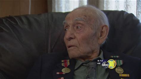 99 Year Old World War Ii Veteran Finally Receives Medals Abc30 Fresno