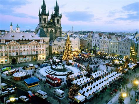 old town square and the astronomical clock of prague wecityguide