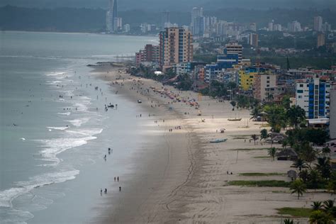 Beach Towns You Absolutely Have To Check Out In Ecuador