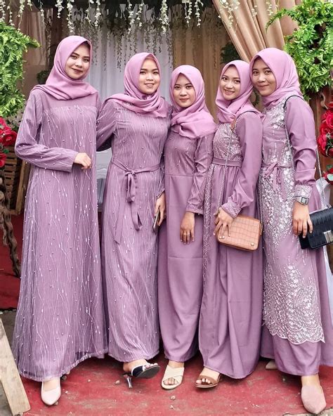 Dress Gaun Bridesmaids Hijab On Instagram Photo By Apriliadiliana
