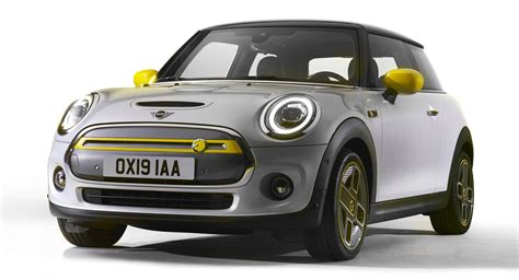 Mini Has Received Over 45,000 Reservations For All-Electric Cooper SE 