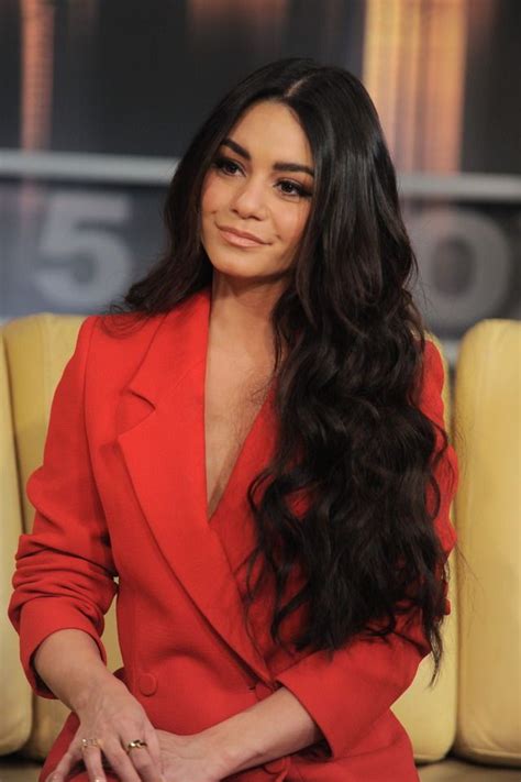 Vanessa Hudgens On Good Day New York March 22 Long Hair Styles Hair Styles Vanessa Hudgens