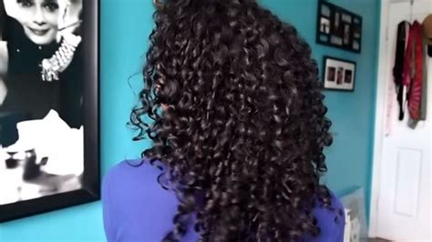 The Rake And Shake Method For Softest Touchable Curls