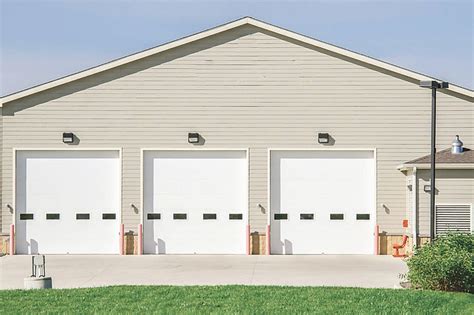 Prodoor Manufacturing Rugged Grooved Or Flush Commercial Garage Doors