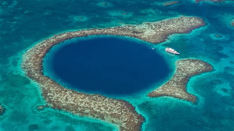 The Famous Great Blue Hole Of Belize Mayan Princess Hotel