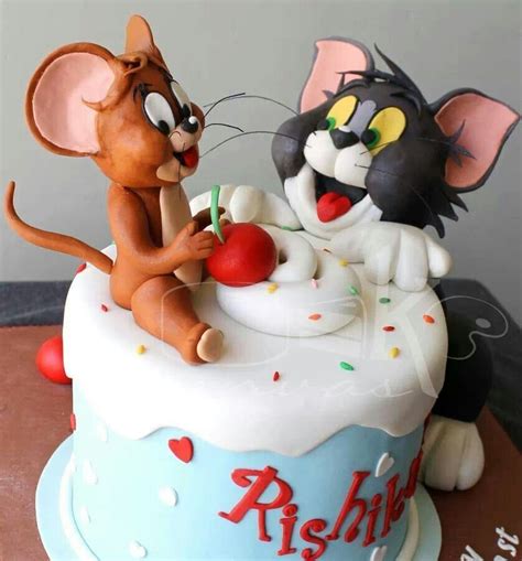 Beskrivningen deklarerar krossade rån, havssalt och hasselnötsarom, det måste väl bli succé? Tom and Jerry birthday #cake (med bilder)