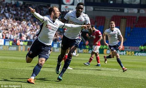 Bolton 3 2 Nottingham Forest Aaron Wilbraham Keeps Hosts In