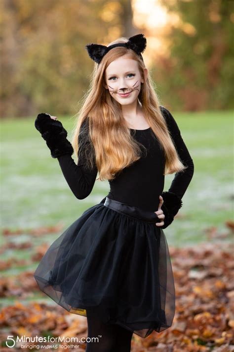 Easy Cat Costume How To Make A Gorgeous Black Cat Costume Cat Halloween Costume Cat Girl