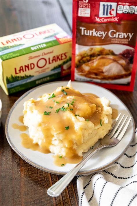 Perfect Mashed Potatoes and Gravy | Get On My Plate