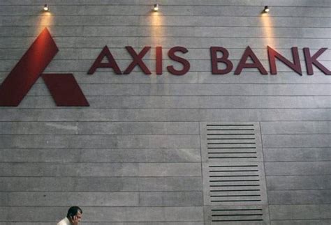 About axis bank and its history. Noida's Axis Bank branch raided, over Rs 60 crore found in ...