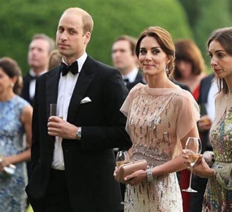 Sophie, countess of wessex shares a new photograph of a volunteer in support of kate middleton's coronavirus photography project hold still. Kate Middleton Entitled: Sophie Wessex Tours Wildfire ...