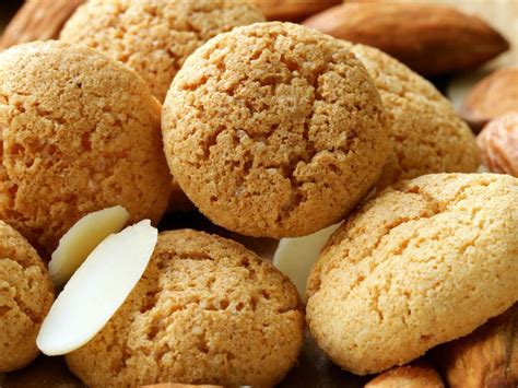 Macarons aux amandes petits fours Recette de Macarons aux amandes