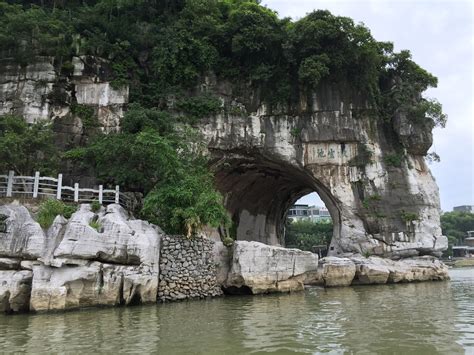桂林旅游初印象，象鼻山公园到底值不值得一去呢？大象