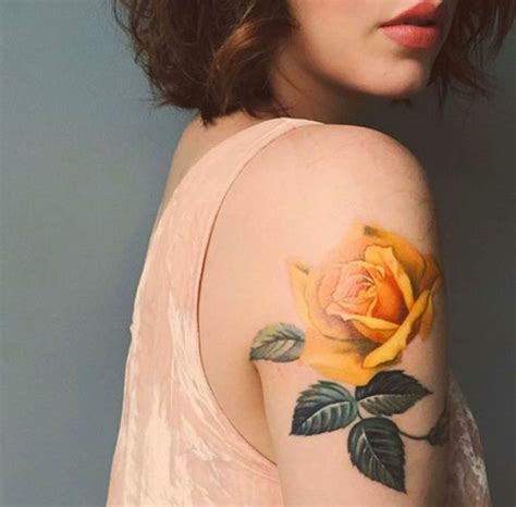 Álbumes 104 Foto Tatuajes En El Brazo Para Mujer De Flores Lleno