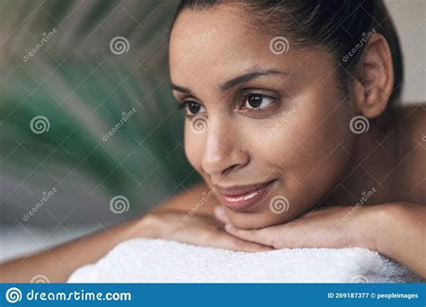 I Need More Spa Days In My Life A Young Woman Lying On A Massage Bed At A Spa Stock Image