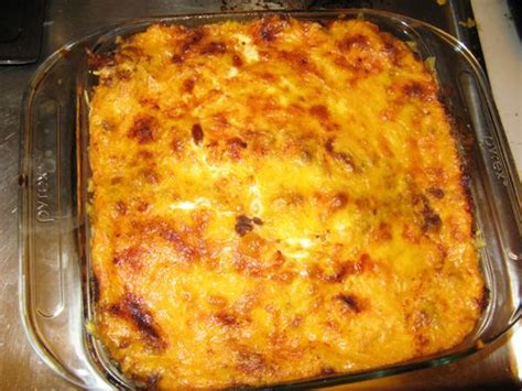 Today paula's cookin' up a cheeseburger casserole that's sure to p. Pin by Rose Andrews on Did someone say DINNER? | Pinterest