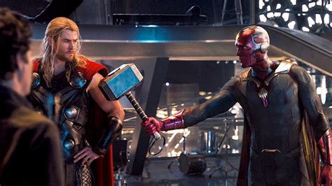 Vision Lifts Thors Hammer Creating Vision Avengers Age Of Ultron 2015