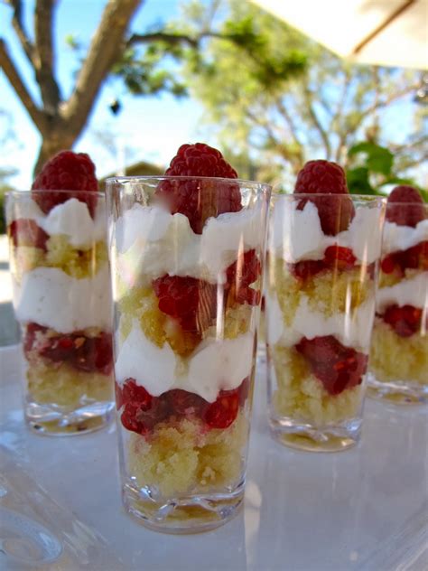 'tis the season for great christmas desserts! Individual Lemon Raspberry Trifles