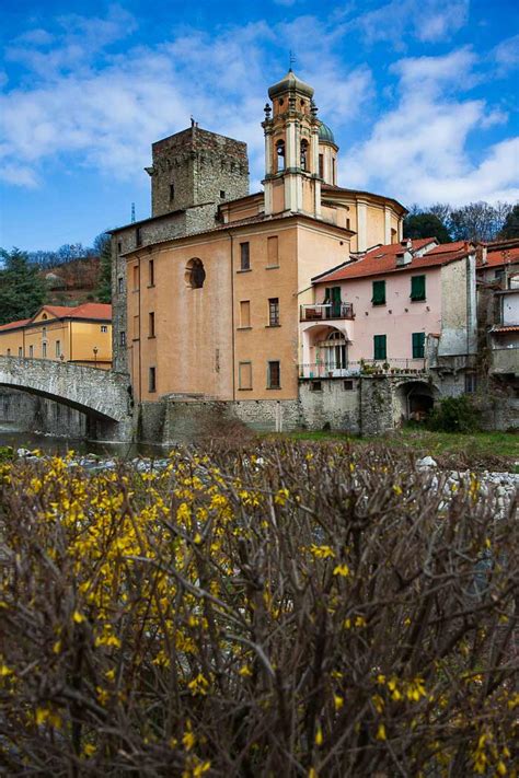 Pictures Of Pontremoli In March Wandering Italy Blog