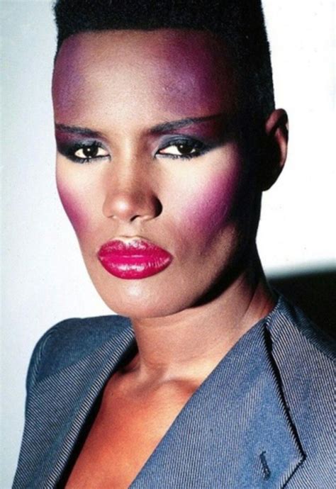 Impressive Portraits Of Grace Jones In The S And S Vintage Everyday