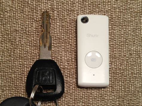 Gear Review Muku Shuttr Is One Slick Little Shutter Release For Iphone