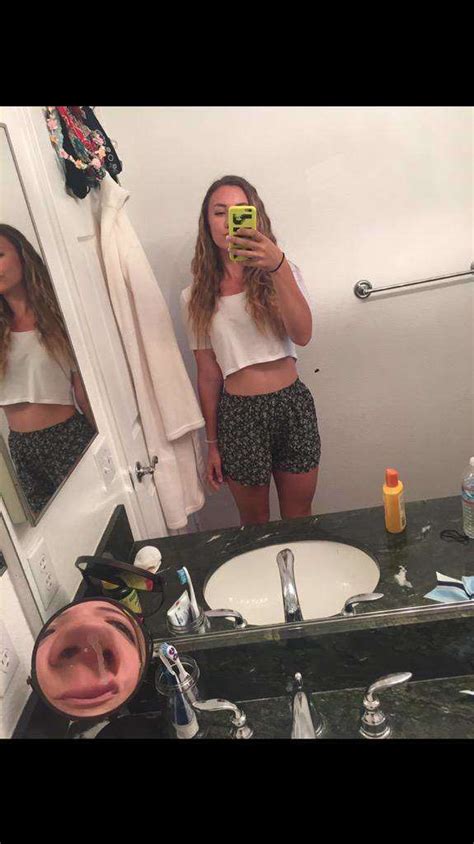 These Embarrassing Reflection Fails Will Remind You To Pay More Attention Selfies Voy A Reir