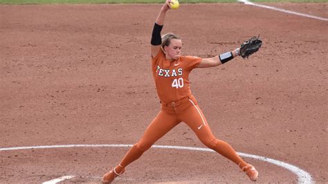 411 On The Forty Elish Leads Texas Softball In Classic Sutton Named