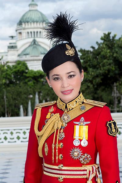 The new queen was once a thai airways flight attendant and, although few details of the romance are available, the royal couple may have met on a flight, according to the associated press. Palace drops new official portraits of Queen Suthida ...