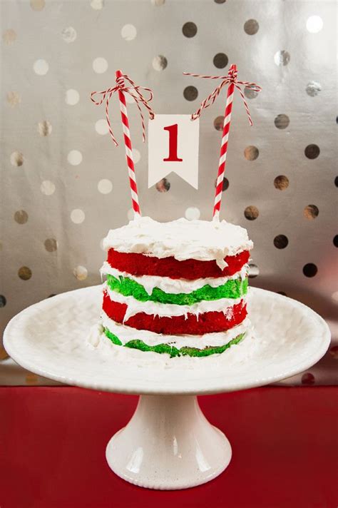 Make her feel like a proper birthday queen or even a birthday princess. Red & Green cake for first birthday cake smash, holiday ...