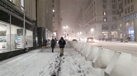 Nyc Live Snow Walk ⛄ In Manhattan December 16 2020 Youtube