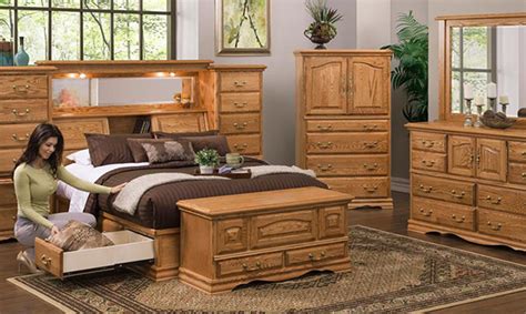 Set includes pier wall, pedestal base, chest, dresser, mirror, and tv armoire. 15 Oak Bedroom Furniture Sets | Home Design Lover