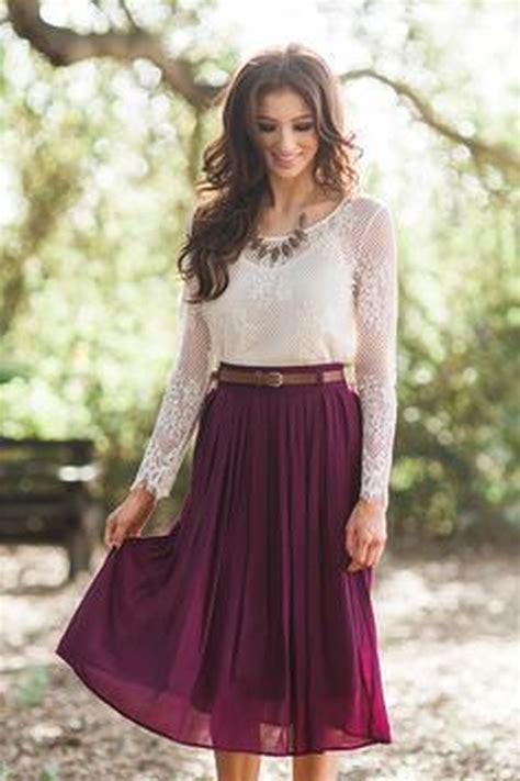 49 Modest But Classy Skirt Outfits Ideas Suitable For Fall Addicfashion