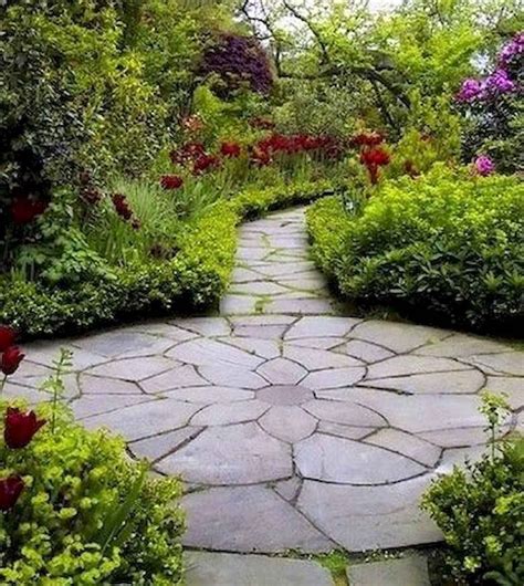 10 Stepping Stone Patio Ideas