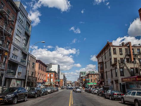 Queens Neighborhood Guide New York Citys Most Diverse Borough