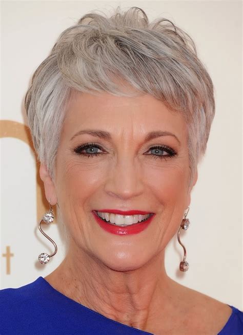 12 Trendy Short Hairstyles For Older Women You Should Try Trendy Short Hair Styles Older