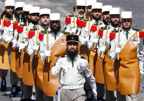 Bearded Pioneers (sappers) of the French Foreign Legion parade in full ...