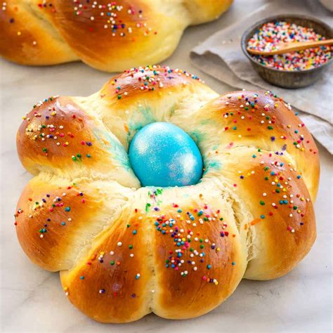 Down to the colorful sprinkles, this bread celebrates the breaking of the lenten fast. Italian Easter Bread Recipe - Jessica Gavin