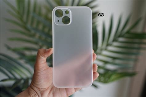 Frosted White Ultra Thin Case For Iphone 13 Starelabs® India